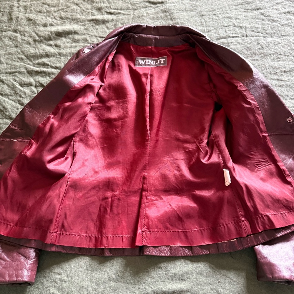 Winlit vintage Women's Burgundy Leather Jacket size 7 fits like Small - Picture 4 of 11